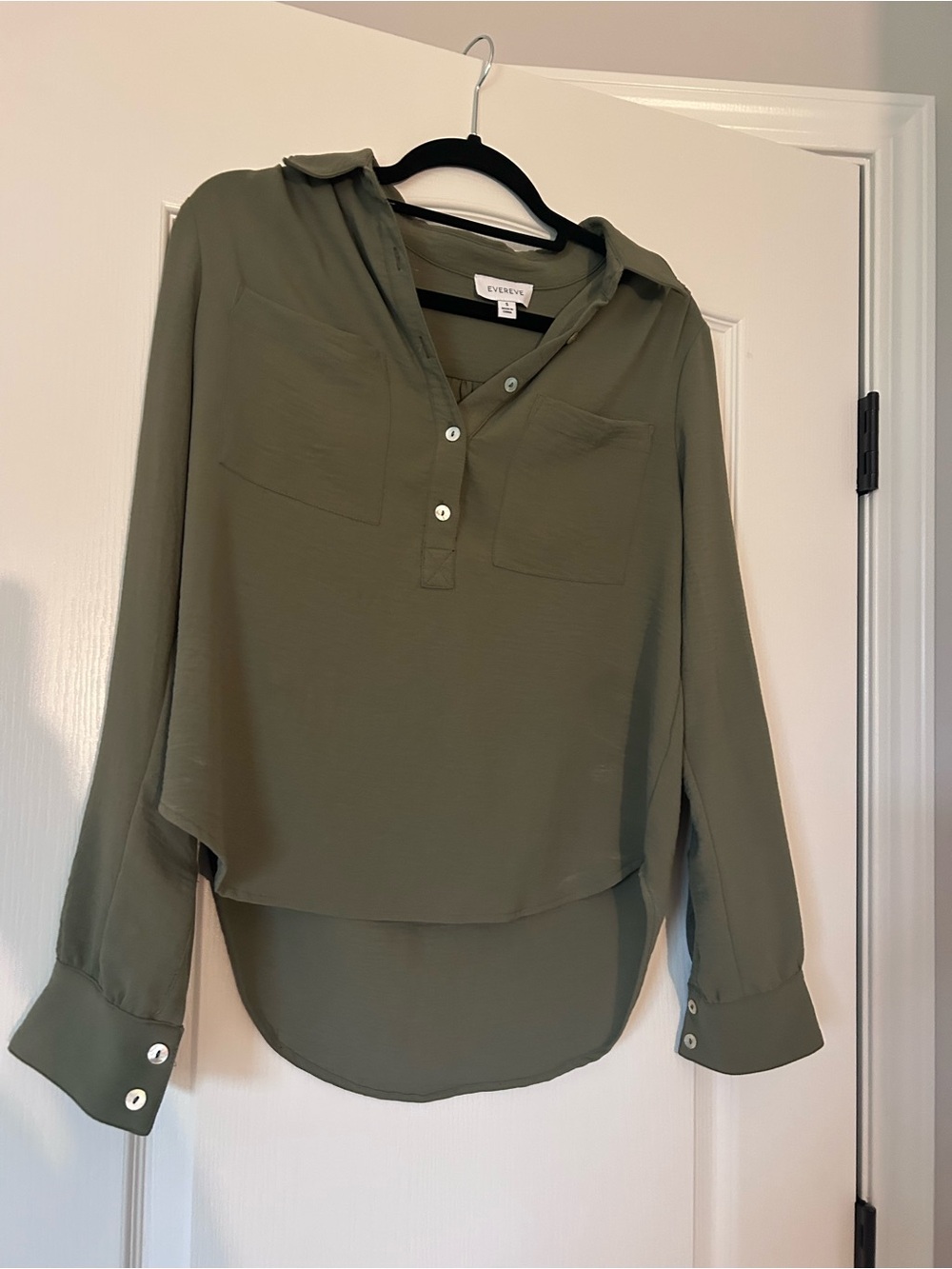 Evereve Olive Green Button-Front Collared Blouse